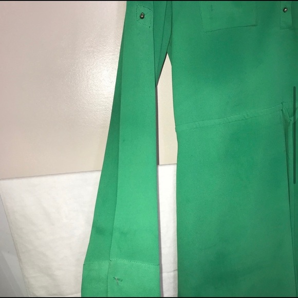 Naked Zebra Green Collared Full Sleeve
Flowy Dress - Picture 4 of 9